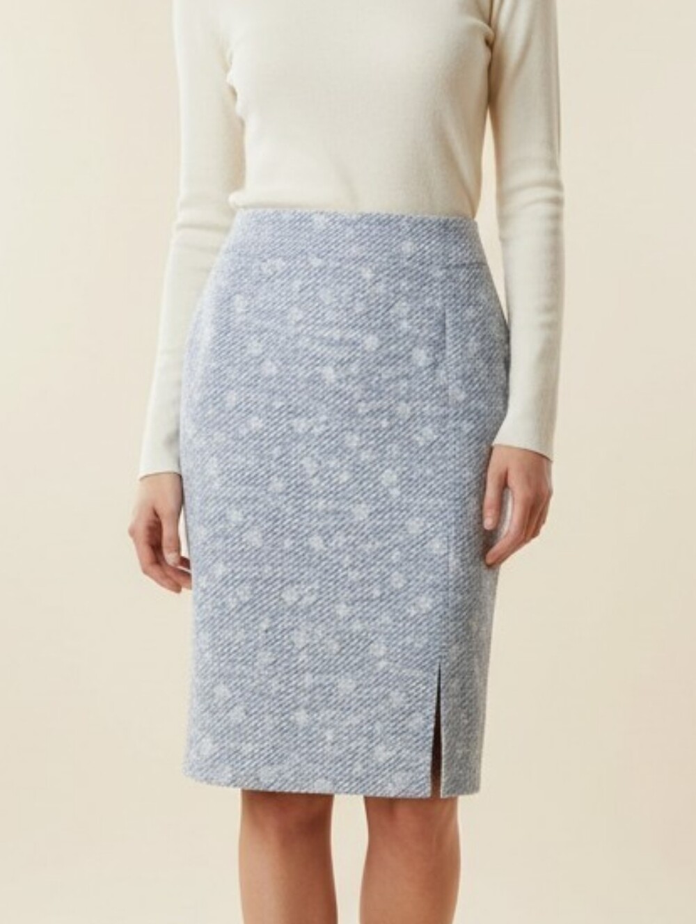 Le Lis Blue and White Patterned Pencil Skirt